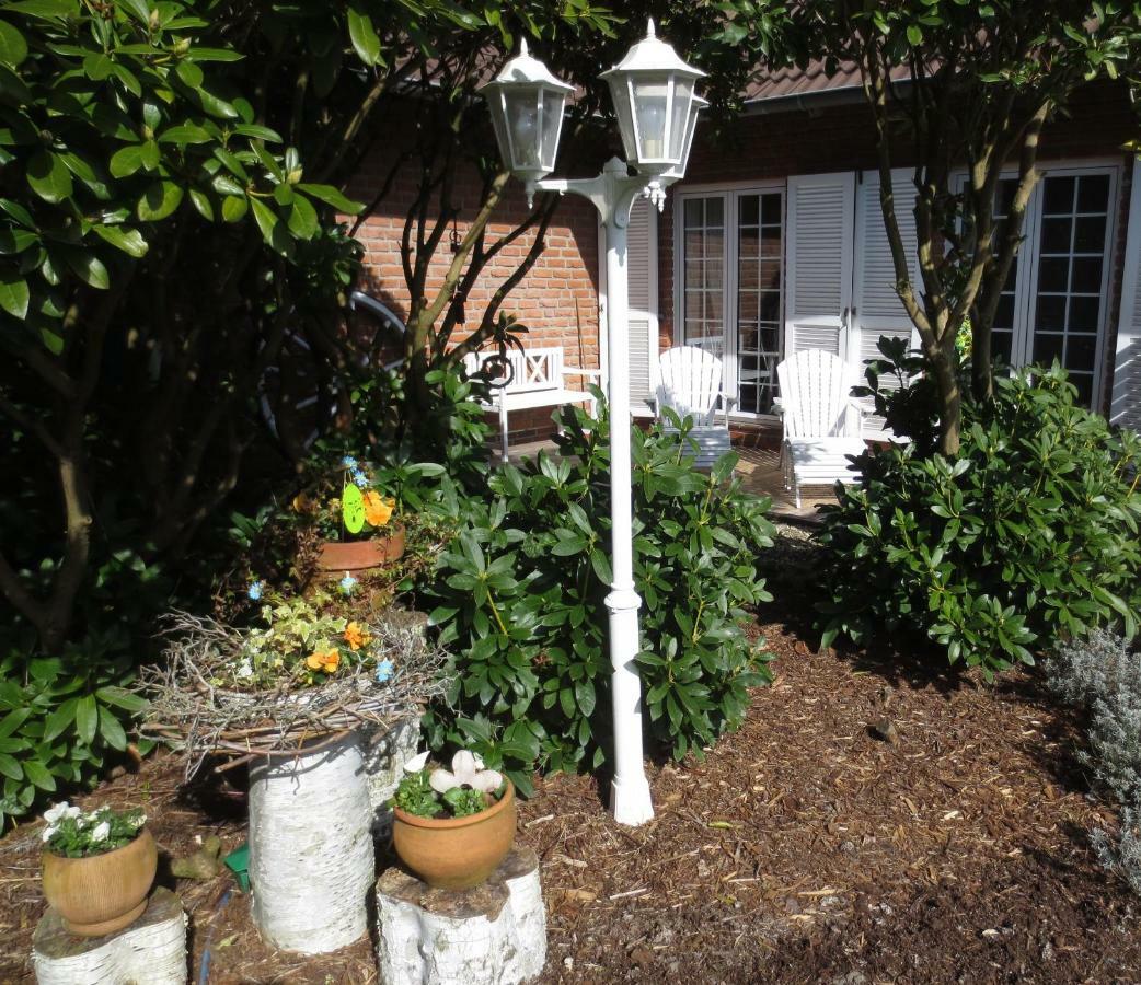 Luft und Meer 4**** Ferienwohnung Hage Exterior foto
